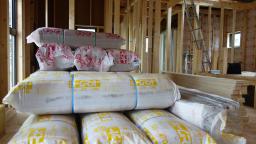 サラサホーム福井北　(株)ガウディ　ロックウール断熱材　高断熱